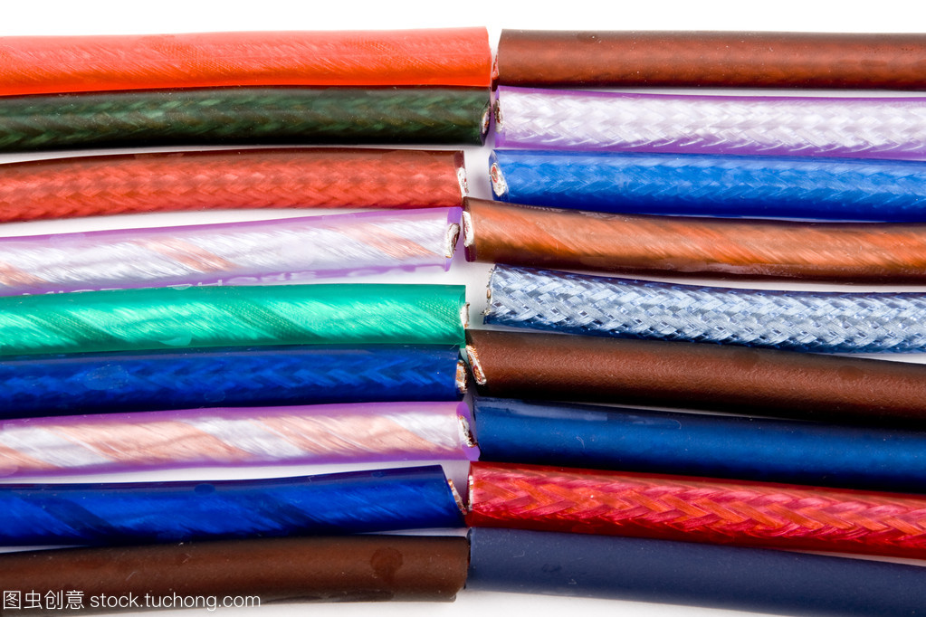 颜色编码在电线电缆与高低压配电柜中的应用与安全意义